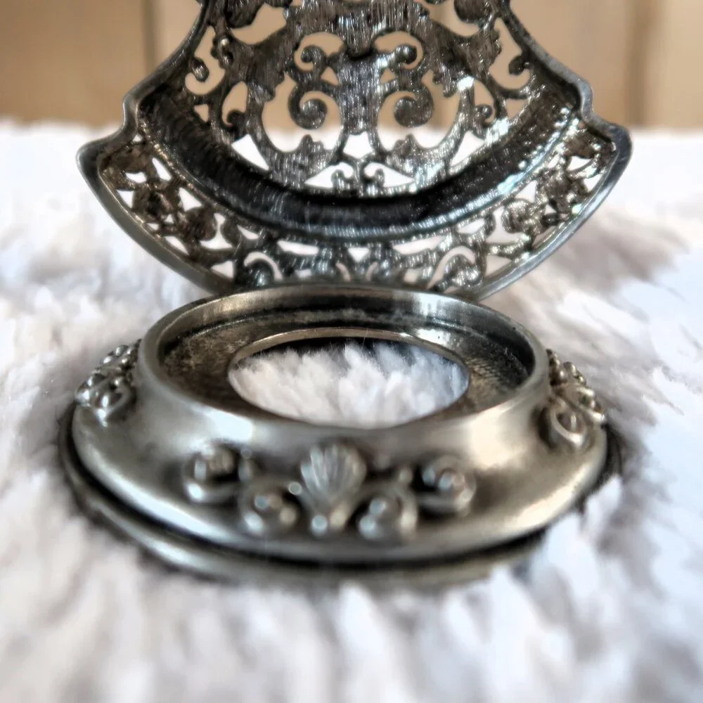 Vintage Silver Tone Metal Angel Tea Light Candle Holder Figurine - Picture 4 of 10